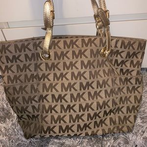 Michael Kors Signature Tote